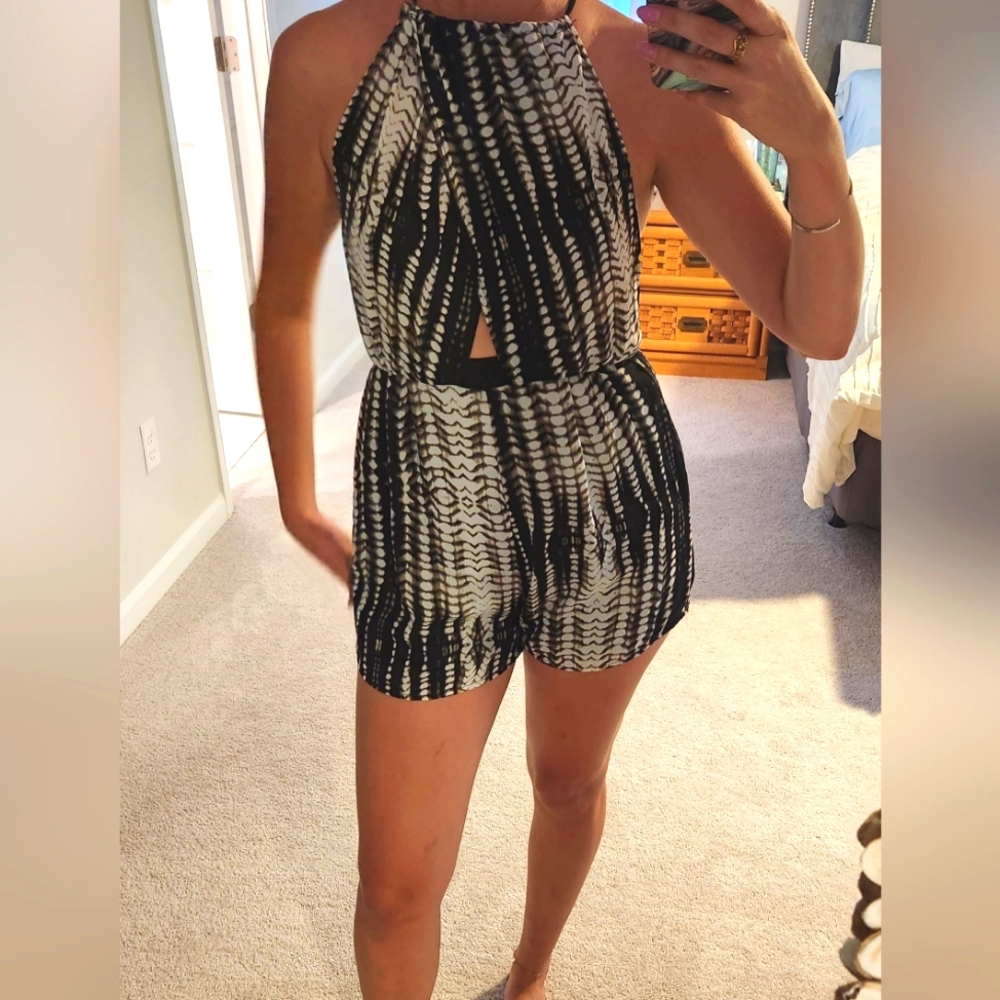 Leith pattern romper size small